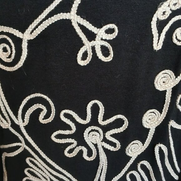 Objects D'art Black & White Embroidered Top/Tunic Size XL - Picture 2 of 14